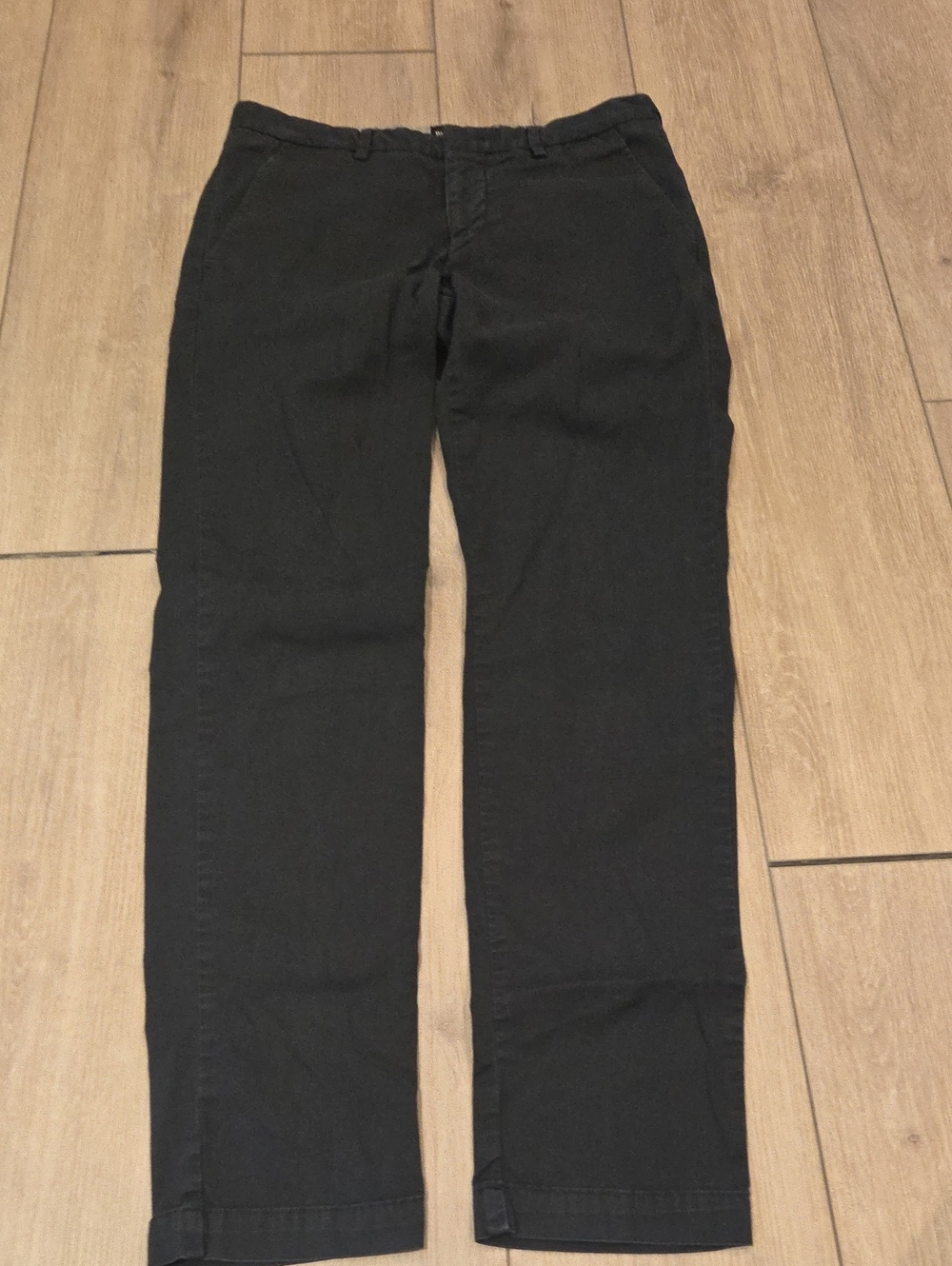 Hugo Boss Straight-Leg Navy men’s Pants